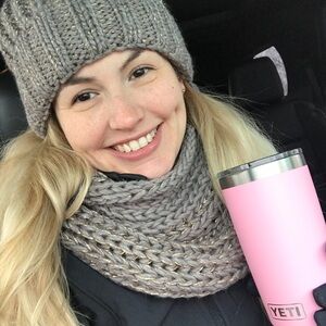 Meet your Posher, Sandra